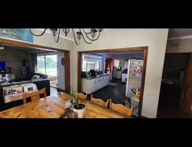 3 BEDROOM HOUSE FOR SALE IN FLORA GARDENS